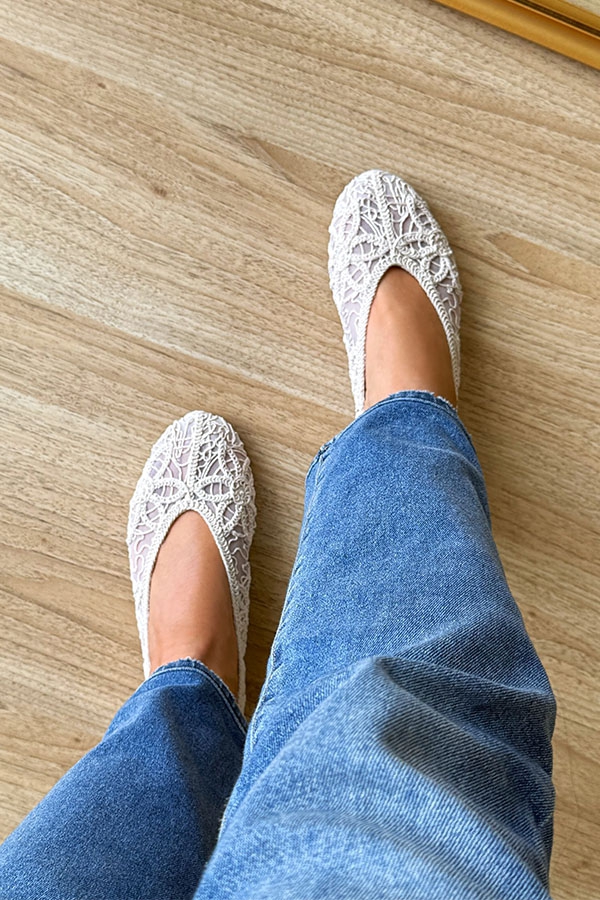 Izzy - Sapatilha em Renda com Crochê Off White Damannu