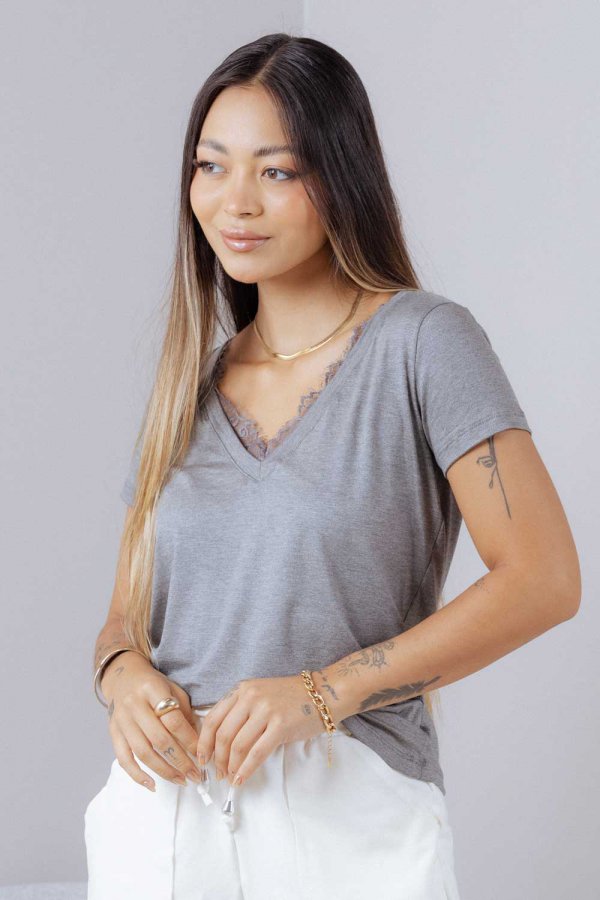 BLUSA FEMININA VISCOLYCRA COM RENDA SIMONE GRAFITE