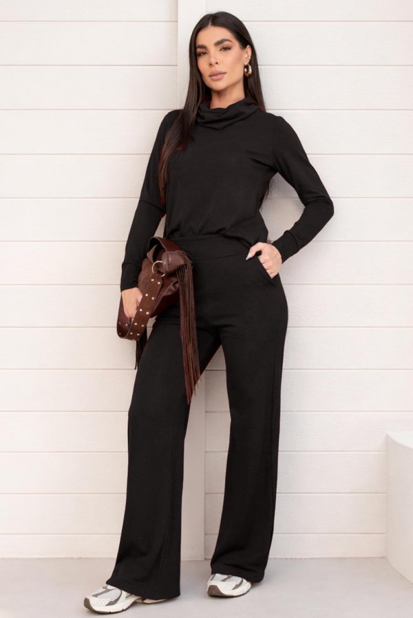 CONJUNTO FEMININO DE L�ZINHA FIORELA PRETO