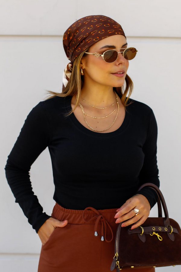 BLUSA FEMININA DE RIBANA DANIELE PRETO